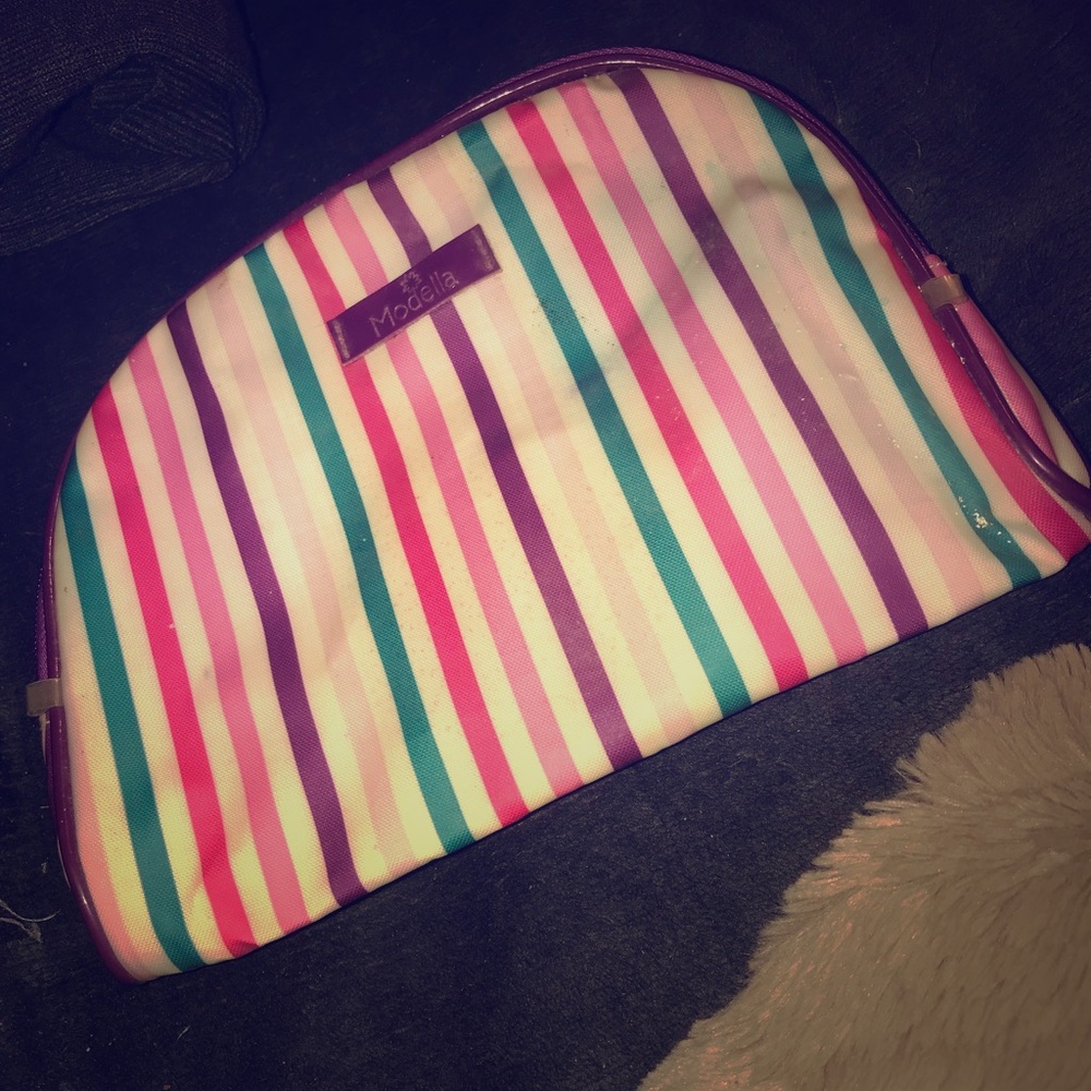 Makeup bag
